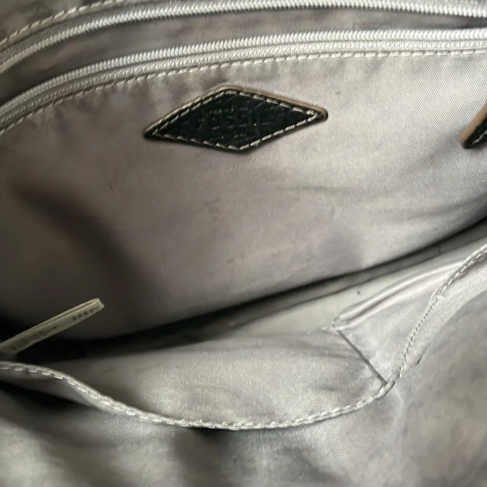 Vintage Fossil Pebble Black leather crossbody